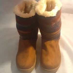 Warm winter fur lined boot by AirWalk